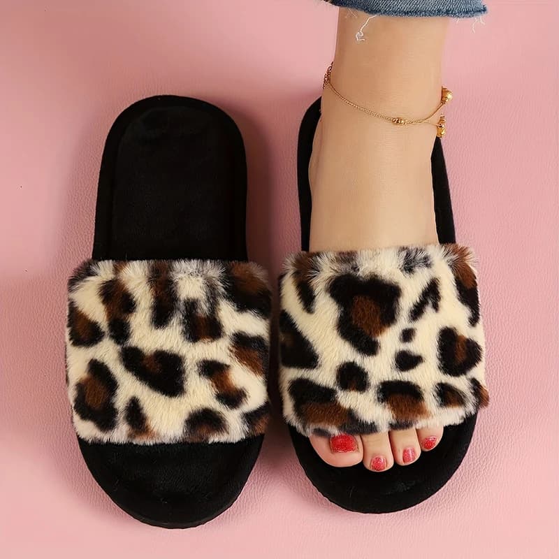 Pantofole in pelliccia con stampa leopardata alla moda per donna Scarpe da casa pelose con suola morbida e punta aperta Pantofole da casa per interni invernali calde e confortevoli