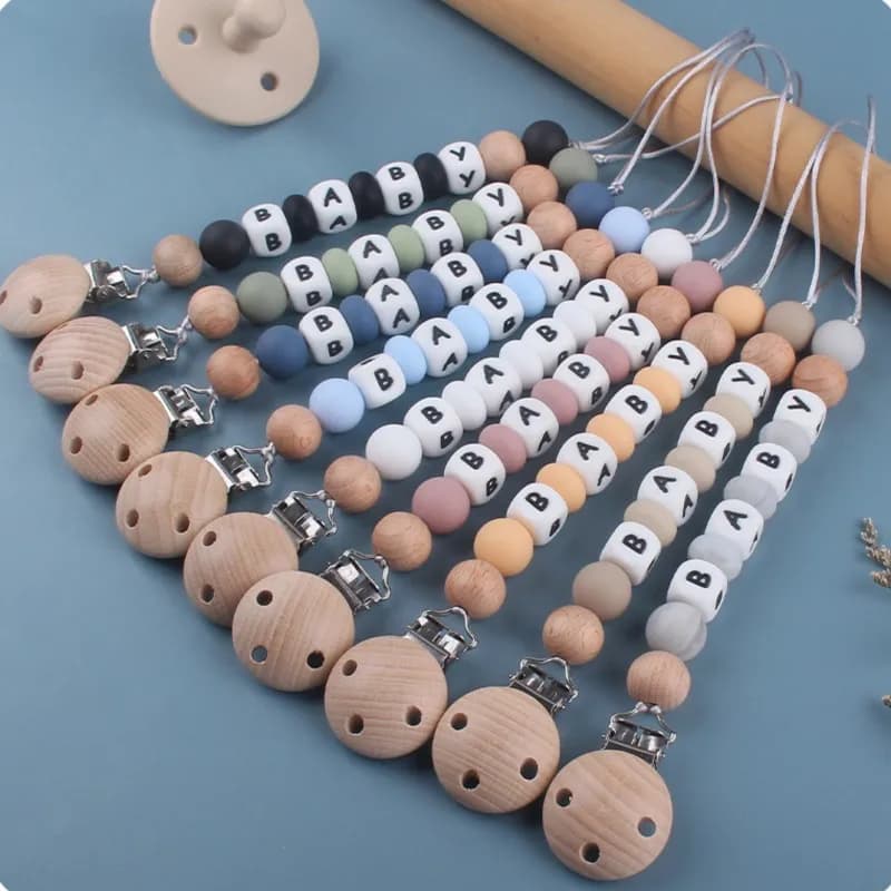 Clip porta ciuccio Personalizzazione Nome Catena ciuccio in silicone per massaggiagengive per bambini Catena per capezzoli Cura Regalo per doccia di compleanno per bambini