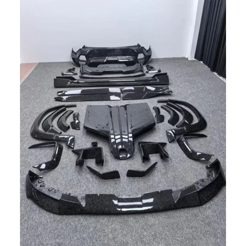 Accessori Auto Premium: Kit in Fibra di Carbonio Secco Stile MSY, Spoiler Anteriore XM, Diffusore, Cofano, Kit Carrozzeria Allargata Durevole