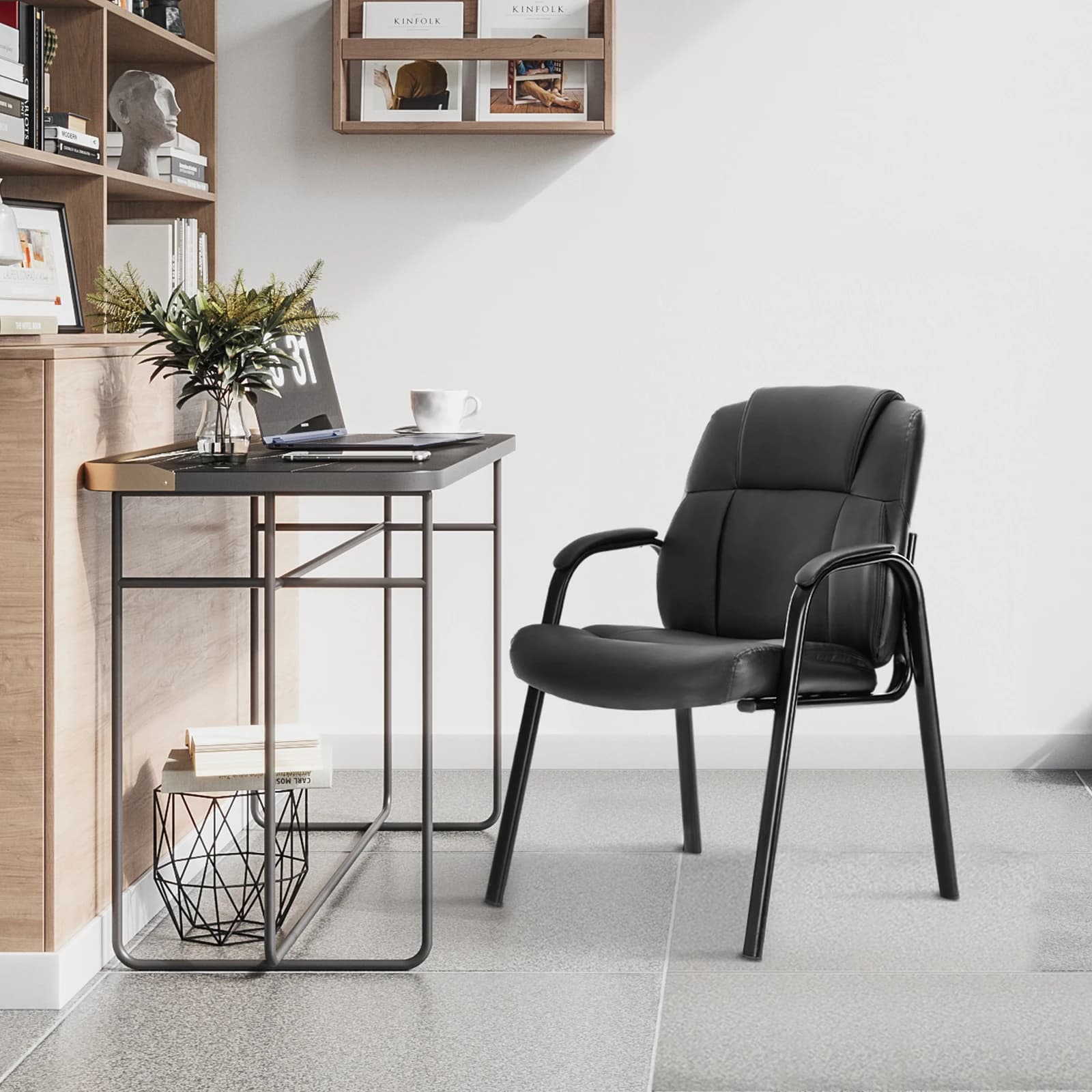 Sedia da ufficio MCQ ergonomica con schienale imbottito, rivestimento in similpelle impermeabile, cuscino ispessito e struttura in acciaio resistente per ufficio