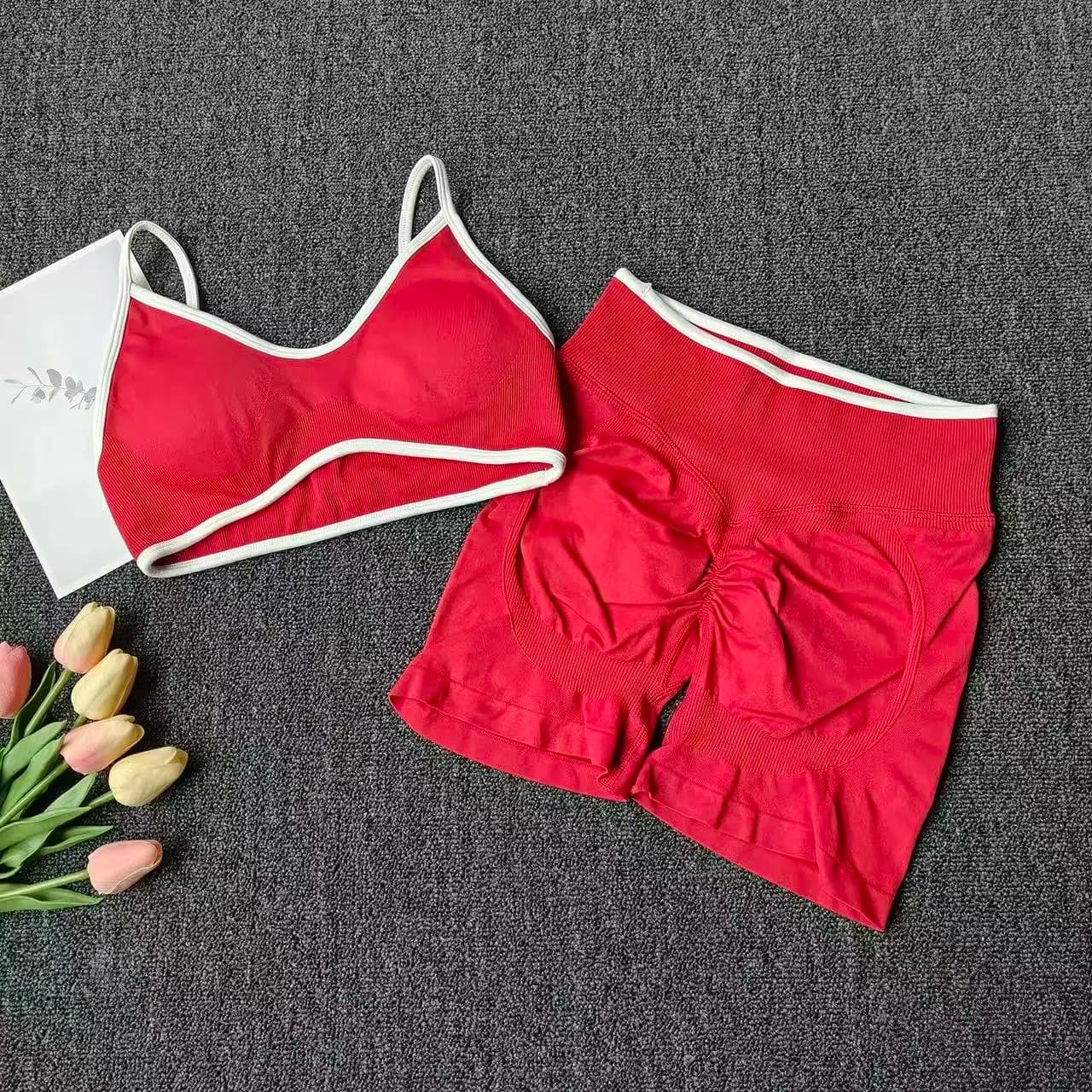 Tuta da yoga per glutei color pesca da donna, palestra, reggicalze senza cuciture, reggiseno a vita alta, sollevamento dell'anca, pantaloncini per il rafforzamento della pancia, set fitness