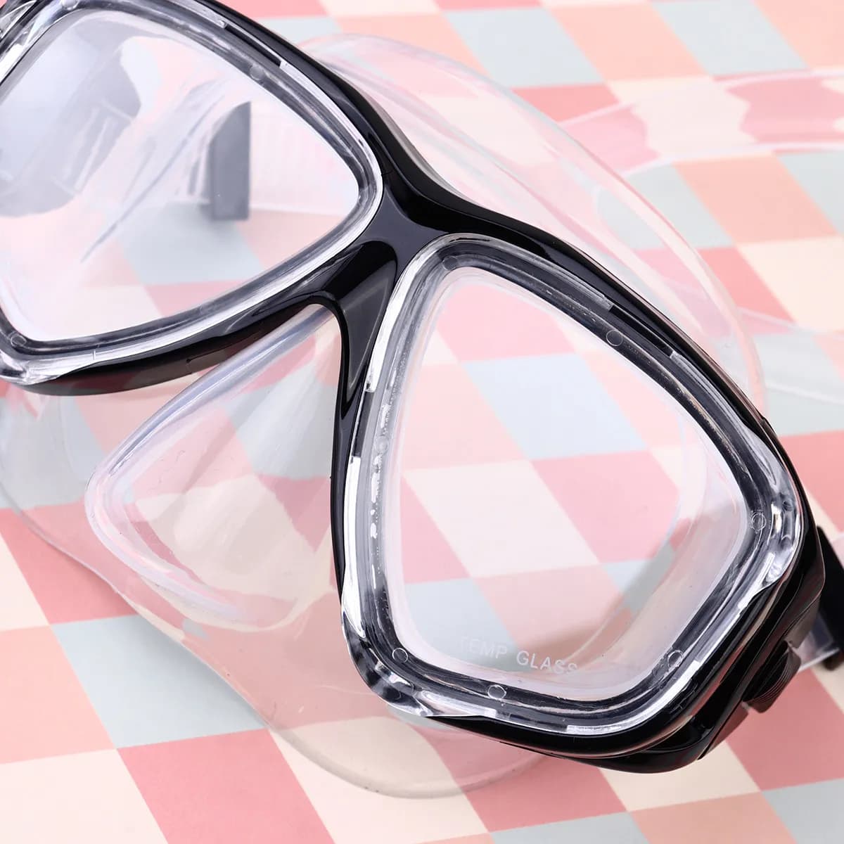 Underwater Mask with Transparent Tempered Glass Lens, Black Occhialini for Snorkeling and Diving for Adults, Waterproof and Anti-slip
