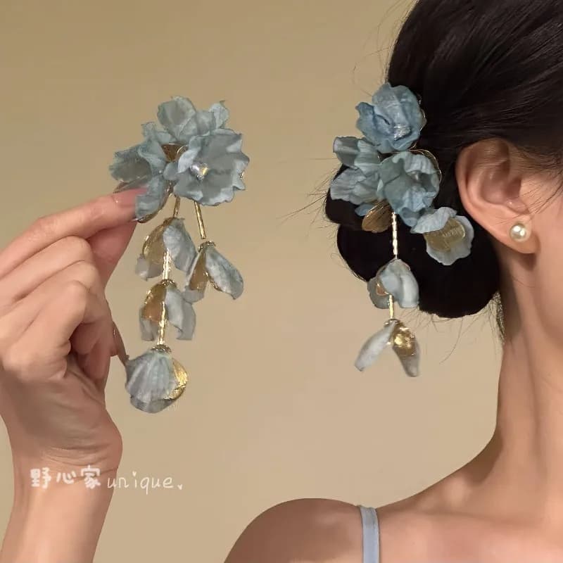 Ethereal Elegant Handmade Blue Flower Tassel Side Hair Clip Barrette for Women Romantic Vintage Daily Wear Party Wedding Gift
