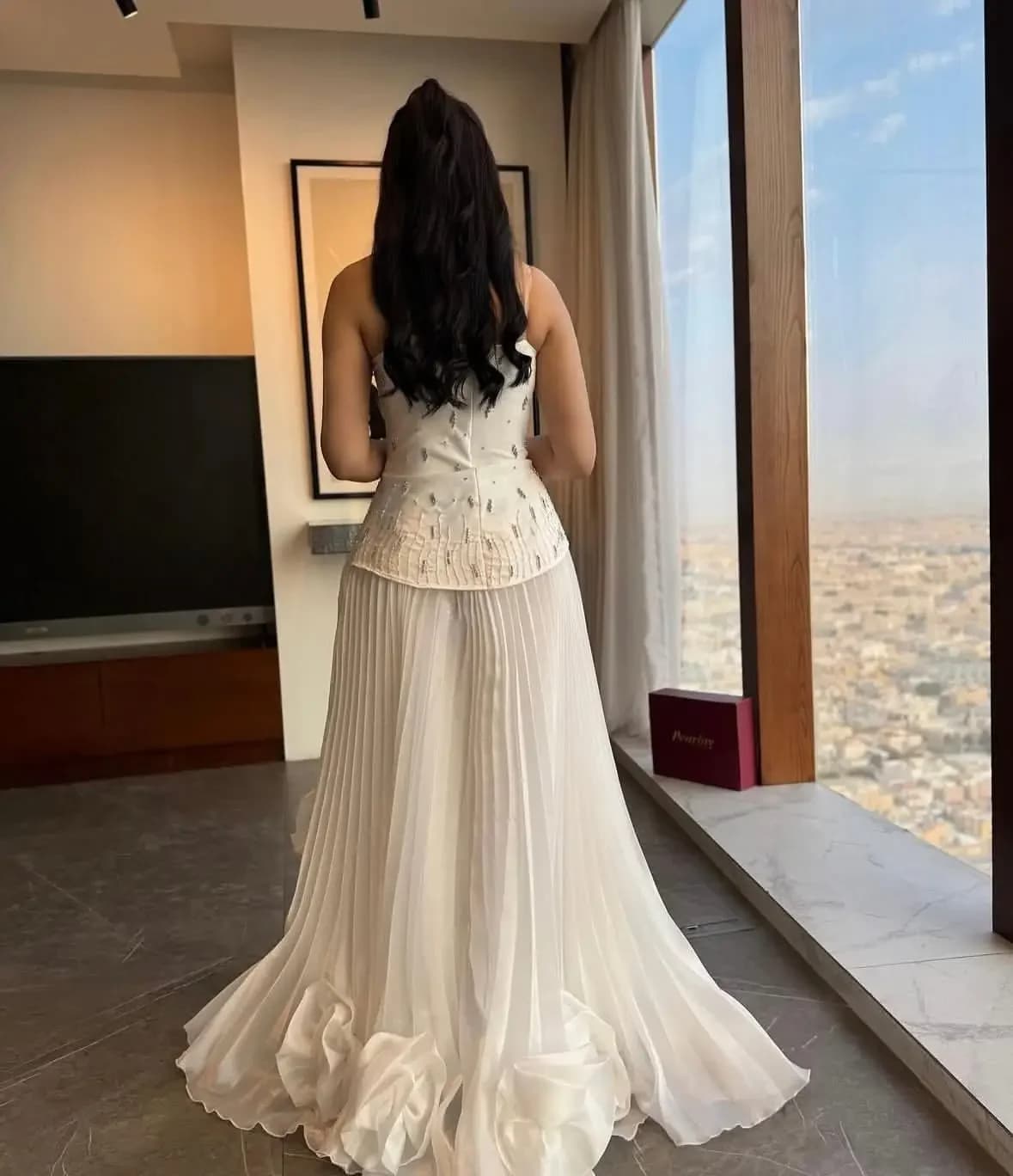 Abiti da ballo Iovry Fiori a mano Abiti da sera per feste senza maniche da donna Abiti da cerimonia lunghi fino al pavimento Abito personalizzato