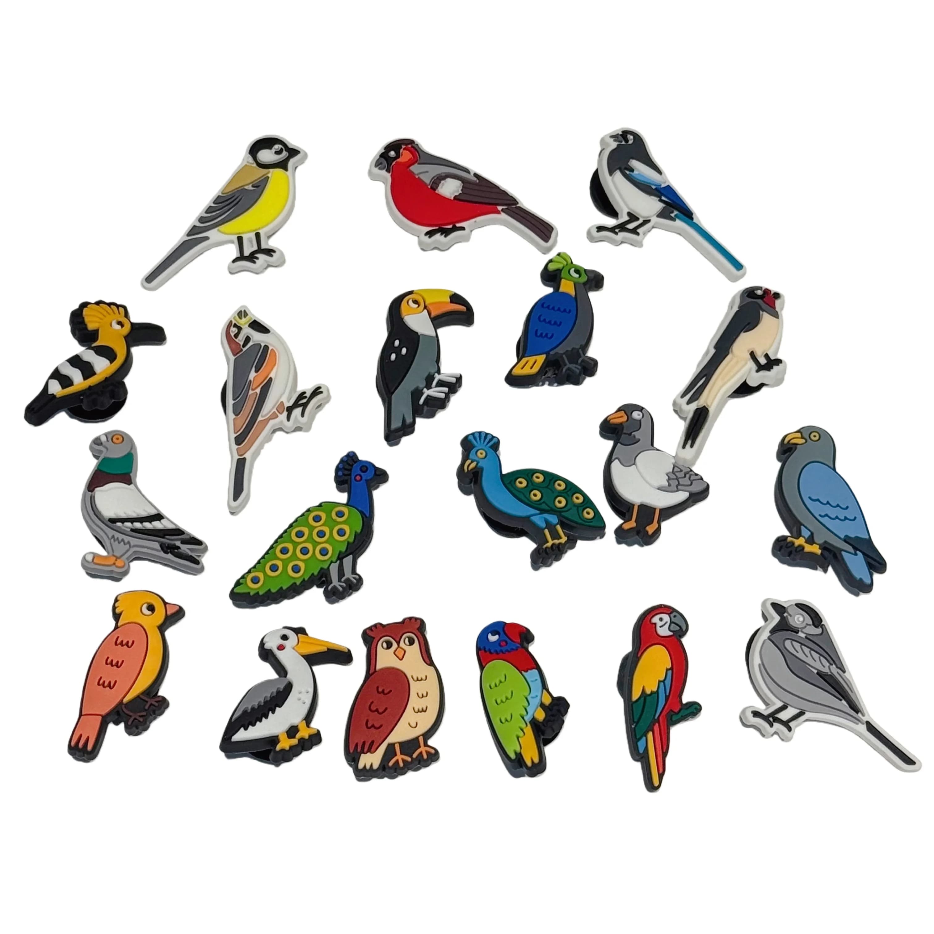 19 Pezzi Decorazioni in PVC a Forma di Uccelli (Pappagalli, Pavoni, Gufo) per Sandali, Scarpe da Giardino, Zoccoli, Fermagli e Accessori per Ciabatte, Regalo per le Feste