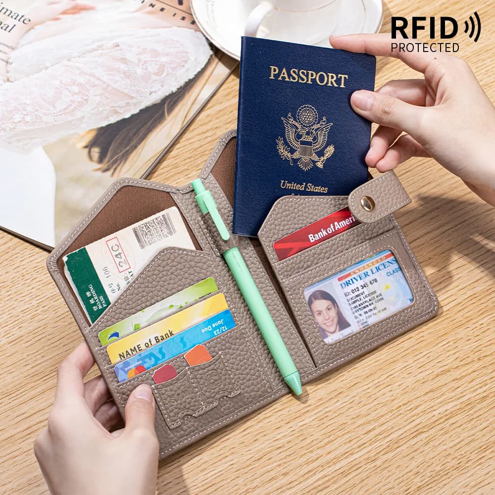 Porta passaporto in pelle Portafoglio da viaggio sottile con blocco RFID per uomo e donna, adatto per passaporto, carte di credito, ID, contanti, accessori da viaggio