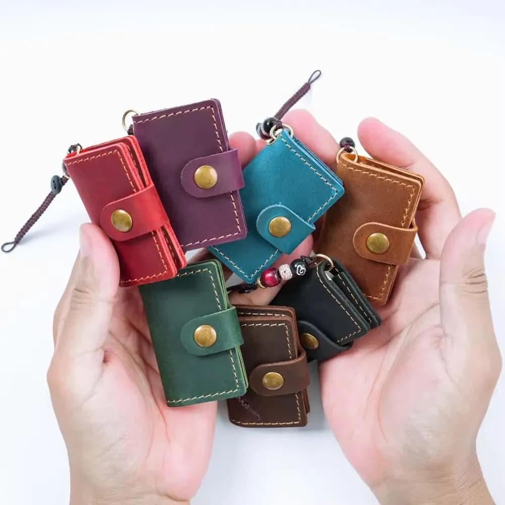 Handmade Retro Tiny Leather Notebook Cowhide Cover Decorative Mini Pocket Notepad Pendant Travel Sketchbook Planner Christmas