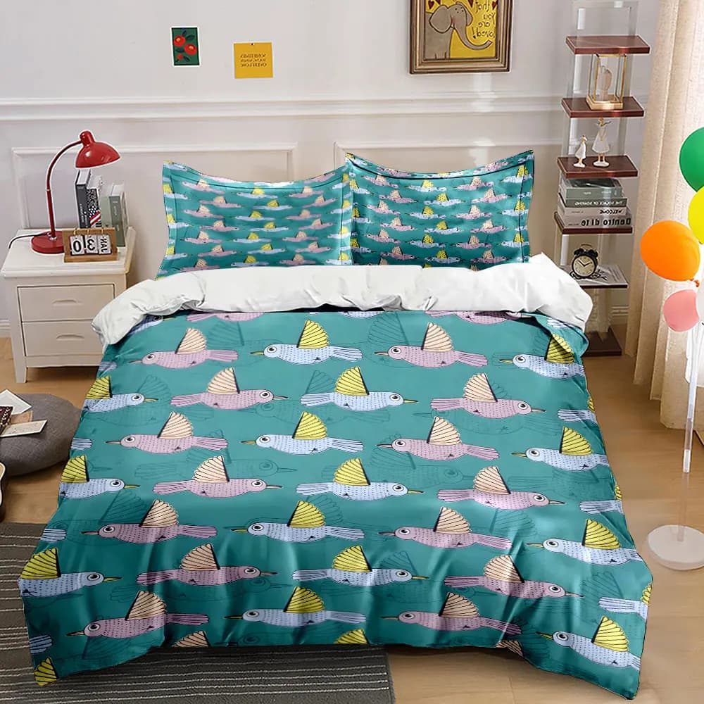 Uccelli con motivi decorativi, sfondo verde acqua. Set di Biancheria da Letto Stampata: 1 Copripiumino e 2 Federe per Adulti e Bambini, Regalo di Lusso, Misura Completa