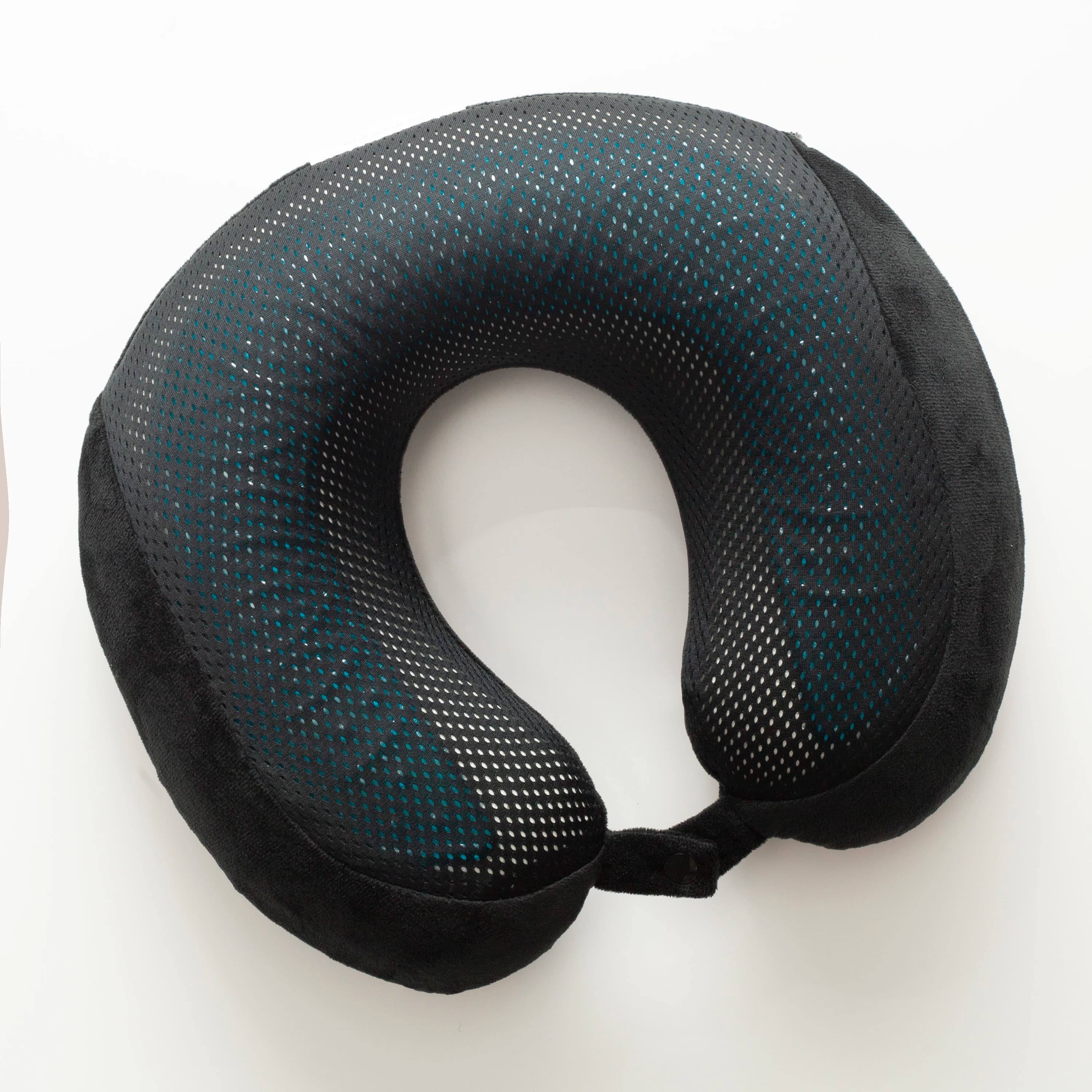 Cooling gel memory foam travel neck pillow with snap closure in black