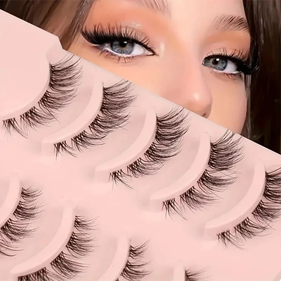 Base per l'eyeliner anime: come ottenere un effetto 'full glue-on' con 5 paia di ciglia finte per occhi naturalmente grandi