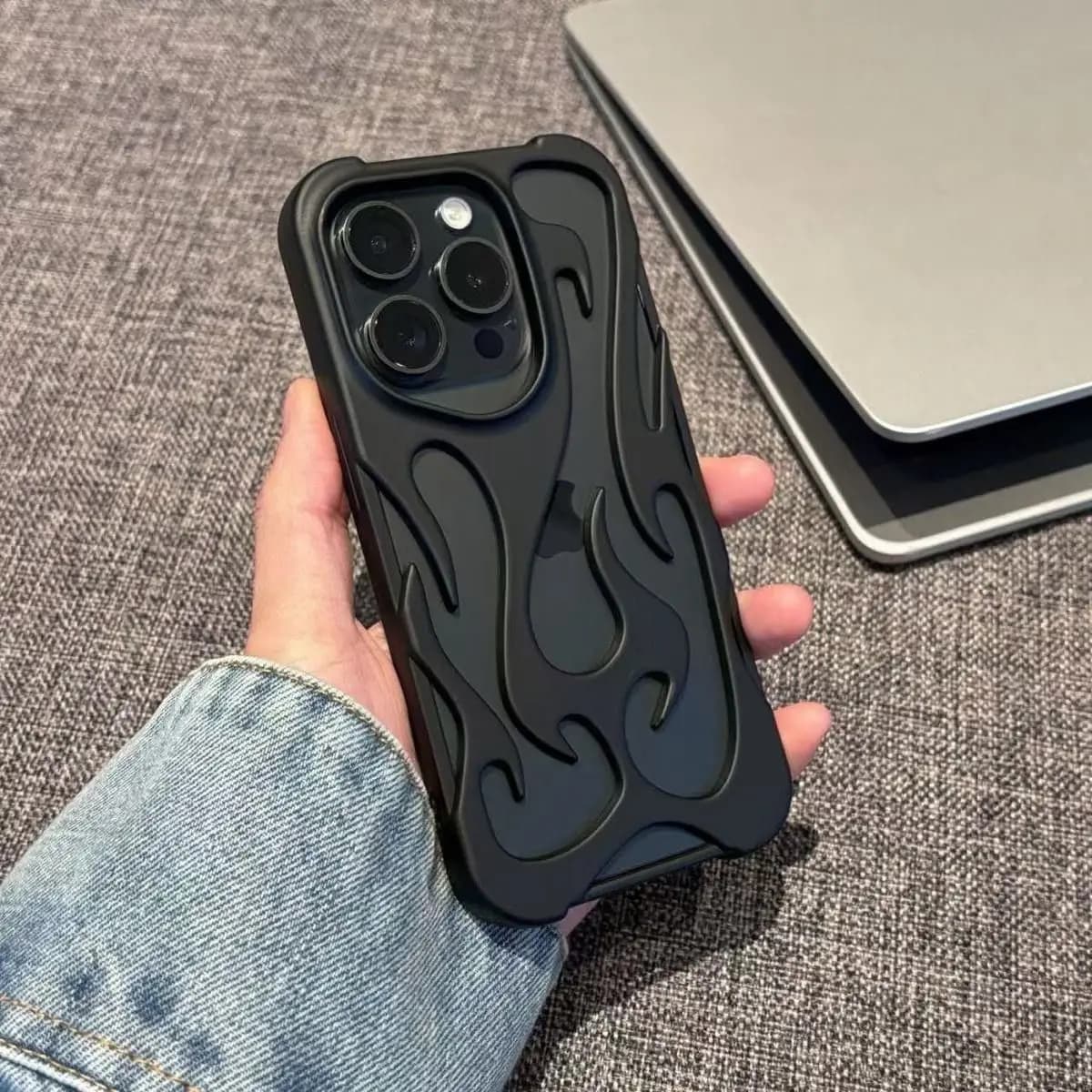 Custodia per telefono 3D a fiamma cava per dissipazione del calore per iPhone 17 Air 16 15 14 13 12 11 Pro Max, cover protettiva antiurto morbida con glitter