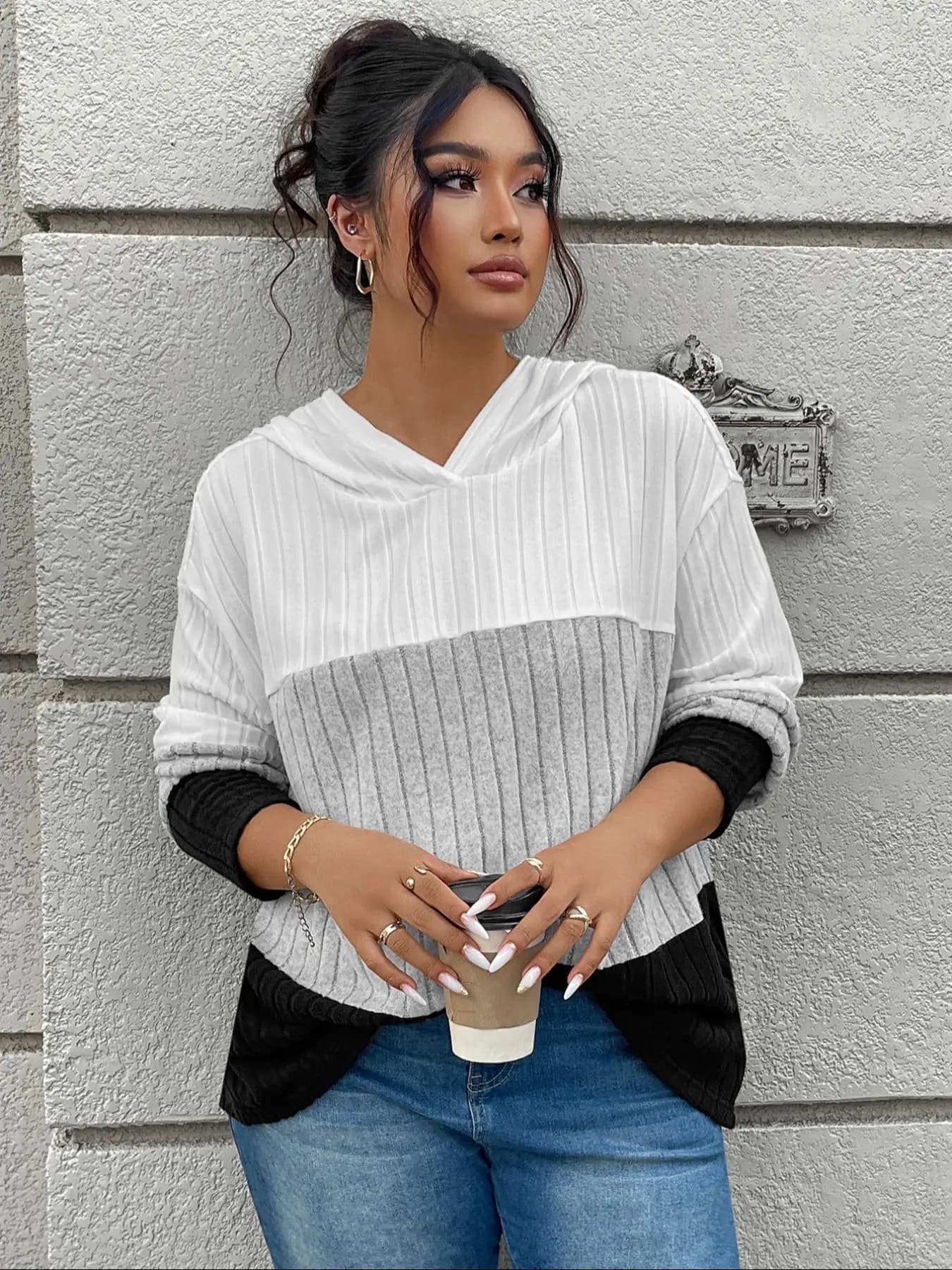 Felpa Casual da Donna Taglie Forti, Stile Sportivo e Design Aderente, Tessuto Intrecciato per Primavera e Autunno, Comoda per l'Uso Quotidiano