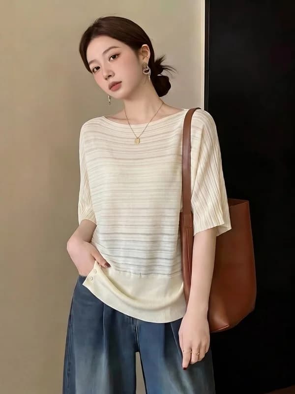 Thin Ice Silk Knitted Short Sleeve T-Shirt Women's Summer New Large Size Fashionable Commuting Top Korean Style Loose Fit