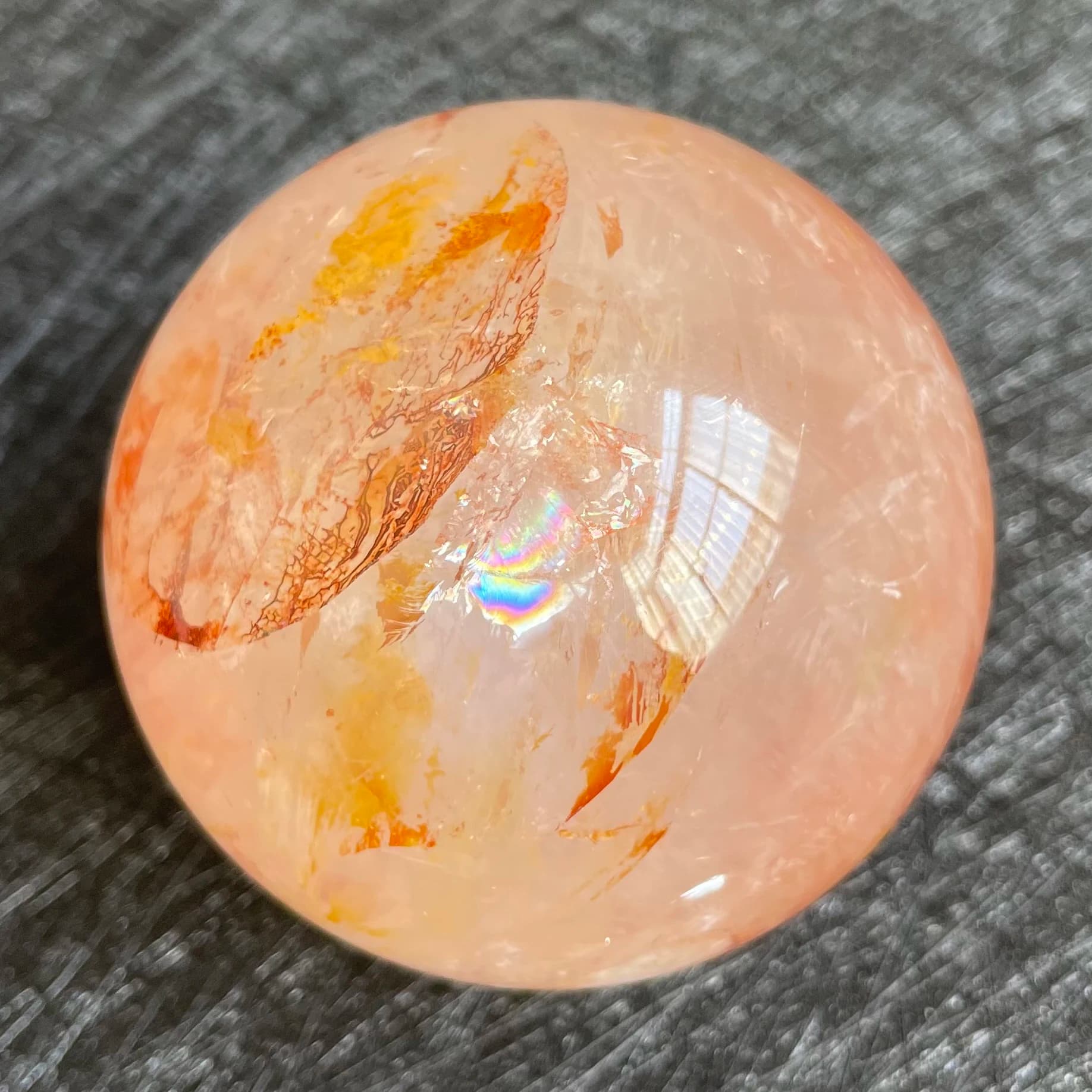 313g Pietra naturale Fuoco Quarzo Sfera di cristallo Sfera di quarzo arcobaleno Pietra lucida Guarigione Reiki L13