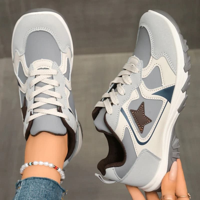 2025 Autumn New sports shoes Casual low racing shoes for women simple and fashionable36-42