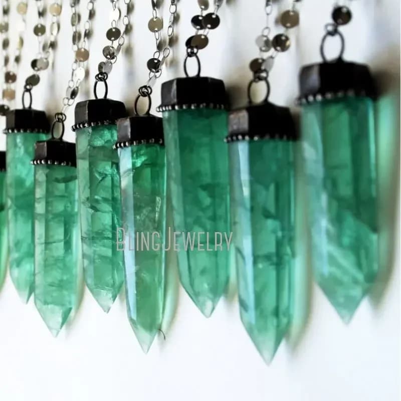 10 pz Verde Fluorite Torre di Cristallo Talismano Collana a Pendolo Donne Strega Boho Wiccaoho Spiaggia Catena di Gioielli In Acciaio Inox