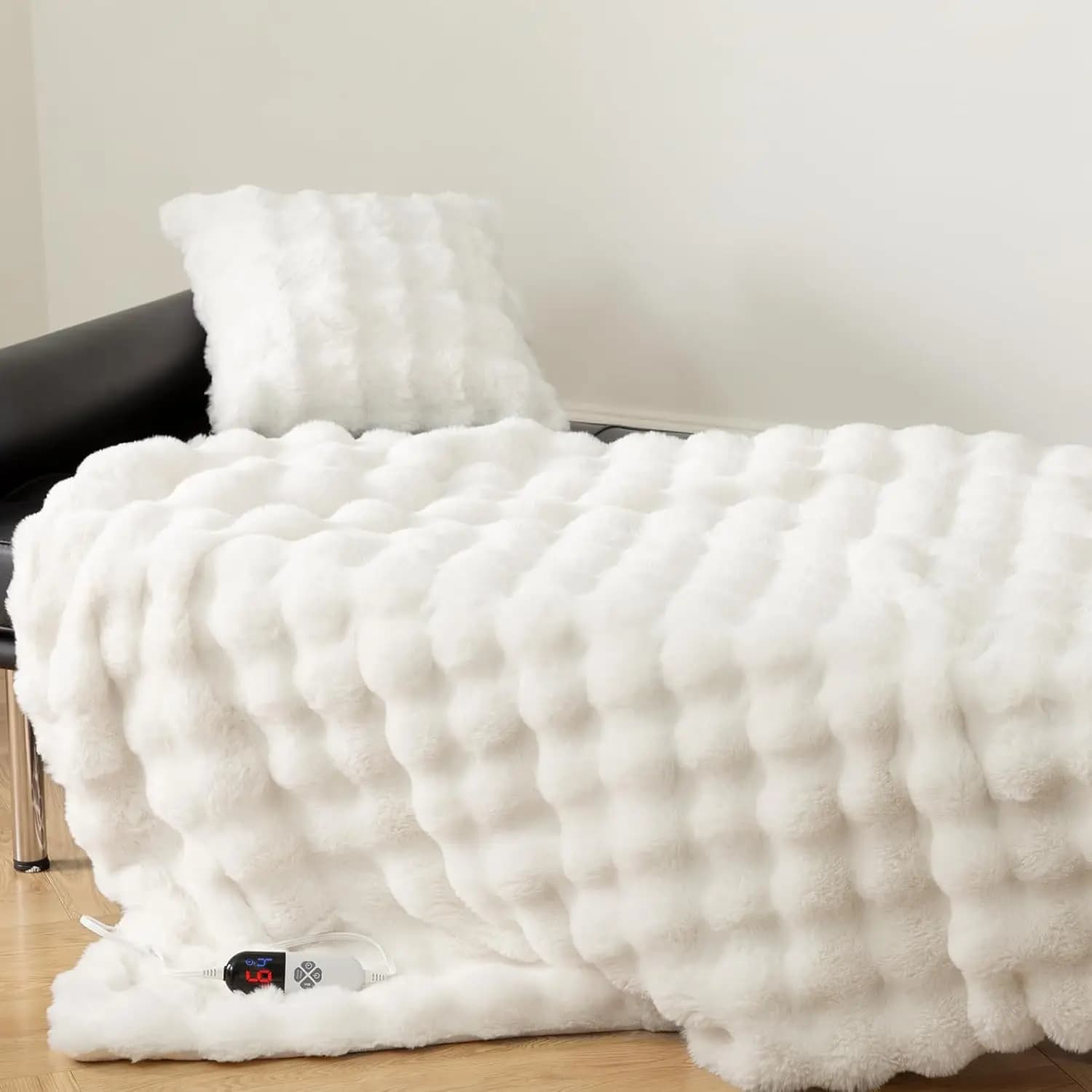 Coperta Riscaldata Bianca e Soffice - 6 Livelli di Calore, 4 Timer, Lavabile in Lavatrice, Regalo Perfetto per Donne (50x60 pollici)