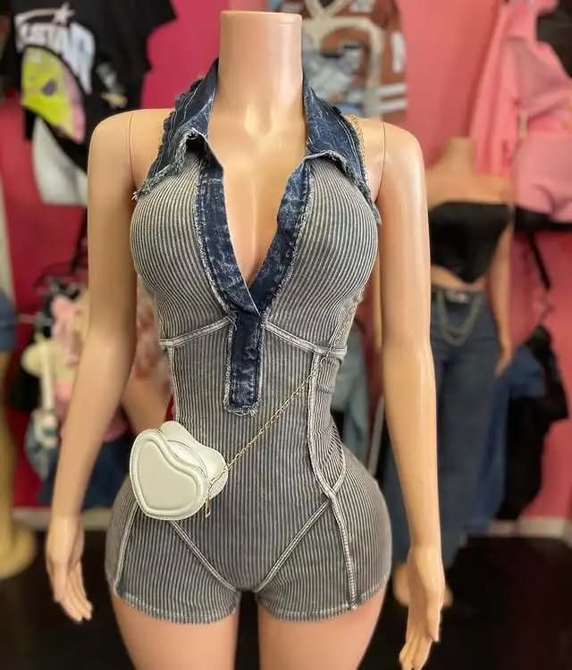 Nuovi pantaloncini da tuta da donna in denim patchwork alla moda. Tute con scollo all'americana senza maniche elastiche lavate slim fit primavera estate