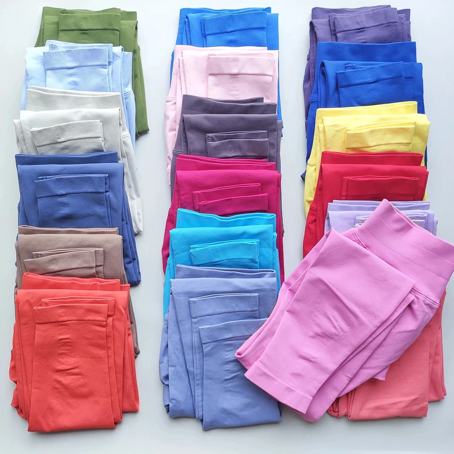 Pantaloni da allenamento per yoga da palestra da donna Pantaloni da yoga per esercizi fitness attillati e sexy per il sollevamento dell'anca a tre gambe