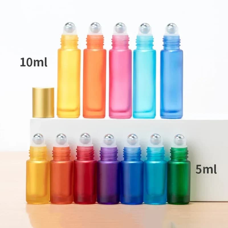 5/10 pezzi bottiglie a rullo per oli essenziali 5ml 10ml vetro smerigliato colorato bottiglia di profumo riutilizzabile fiala di vetro spesso set da viaggio
