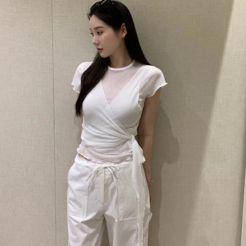 Fashionable Two-Piece Set with Belt Short Sleeve Women's Summer New Pure Color Vest Korean Style Inner Wear Regular Fit