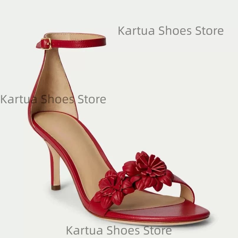 Sandali da Donna in Pelle con Decorazioni Floreali 3D, Cinturino alla Caviglia, Punta Quadrata, Tacco a Spillo, Design con Fibbia Dorata, Eleganti Scarpe da Cerimonia