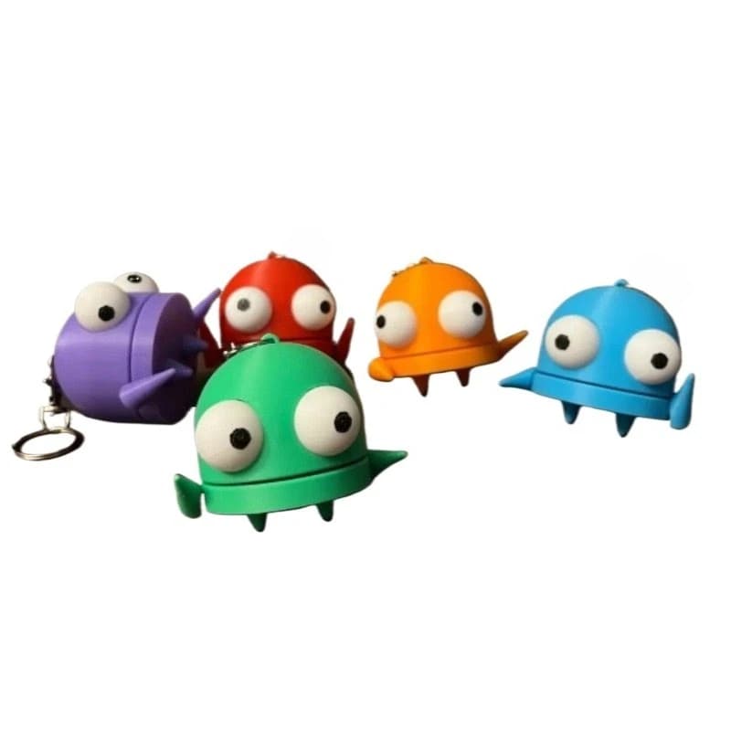 Gioco d'azione riciclato Bambola robot periferica Ornamento articolato Portachiavi Action Figures Giocattoli per bambini Regali di compleanno