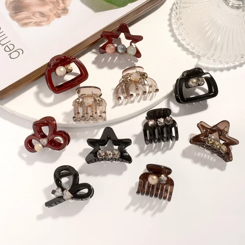 Elegante perla di cristallo di medie dimensioni spesse e sottili accessori per artigli per capelli da donna stella coreana rosso nero morsetto di cattura copricapo per ragazze