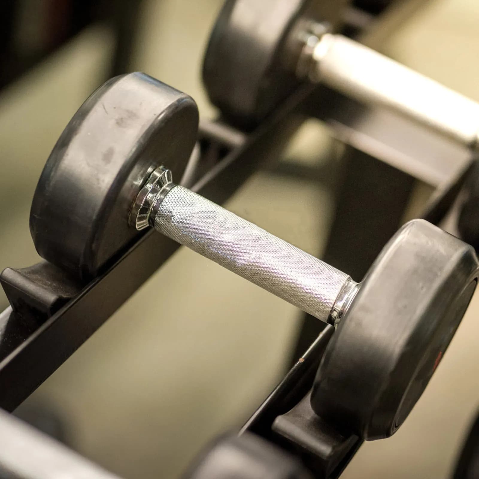 2 Pezzi Rastrelliera Porta Manubri in Materiale Resistente Antiscivolo per Palestra Domestica Attrezzatura Fitness Supporto per Manubri