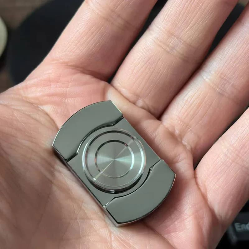 Pocket EDC Fidget Toy Autismo Giocattoli sensoriali ADHD Mano Spinner Ansia Alleviare lo stress Regali Decompressione in metallo in acciaio inossidabile