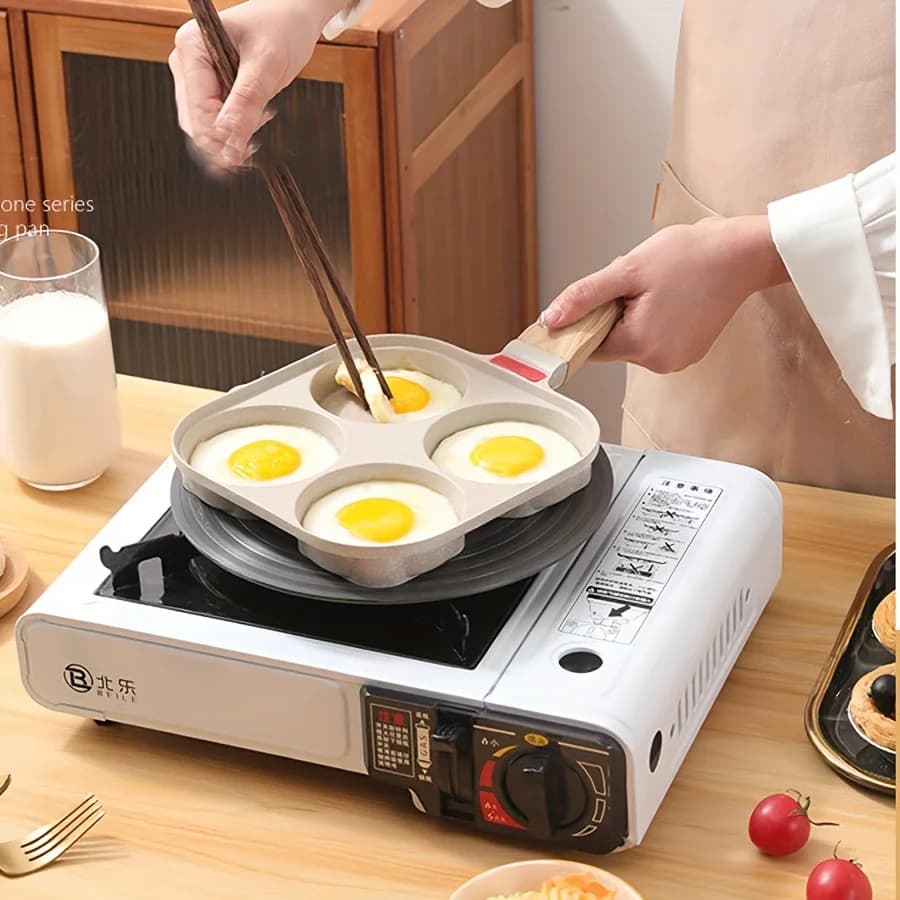 Multifunctional pan with Four-Fore Cover for Eggs - Anti-stick pan in Quarzo Stone for Breakfast, Suitable for Eggs and Pancake