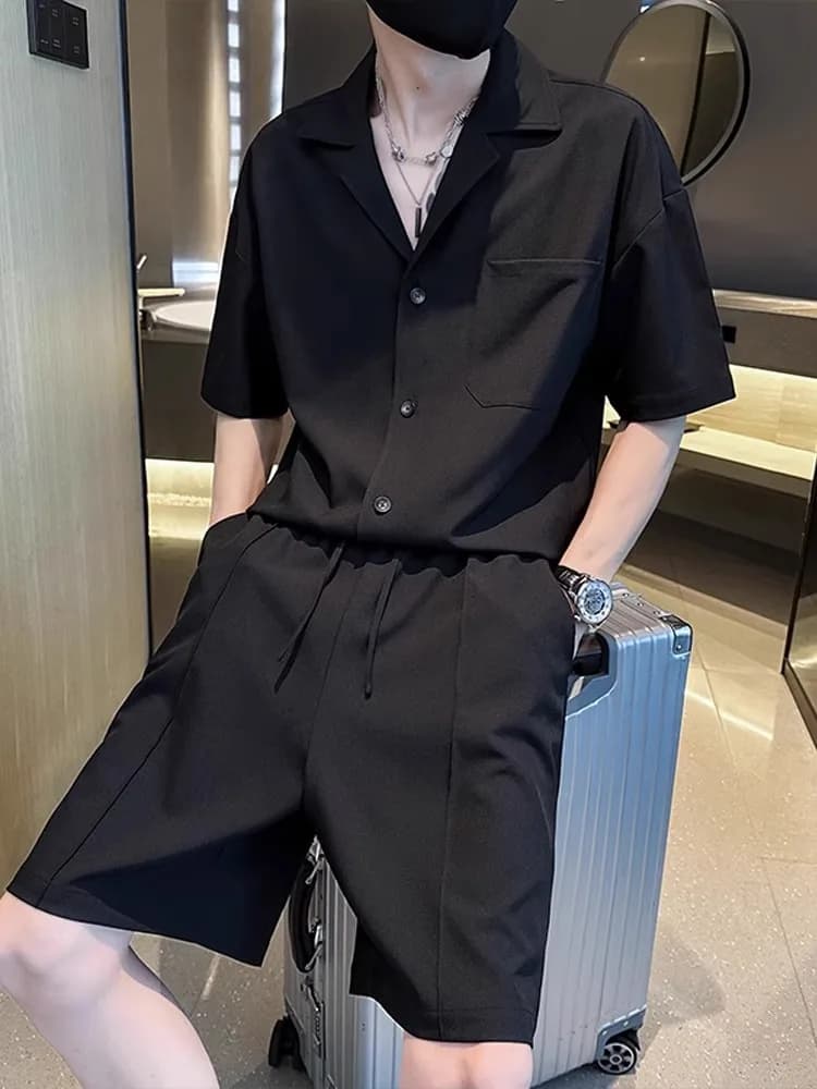 Completo Estivo da Uomo in Seta Ghiaccio: Camicia e Pantaloncini Casual, Set Due Pezzi Fresco, di Tendenza, in Fibra di Poliestere, Moda Giovanile, Abbigliamento Sportivo