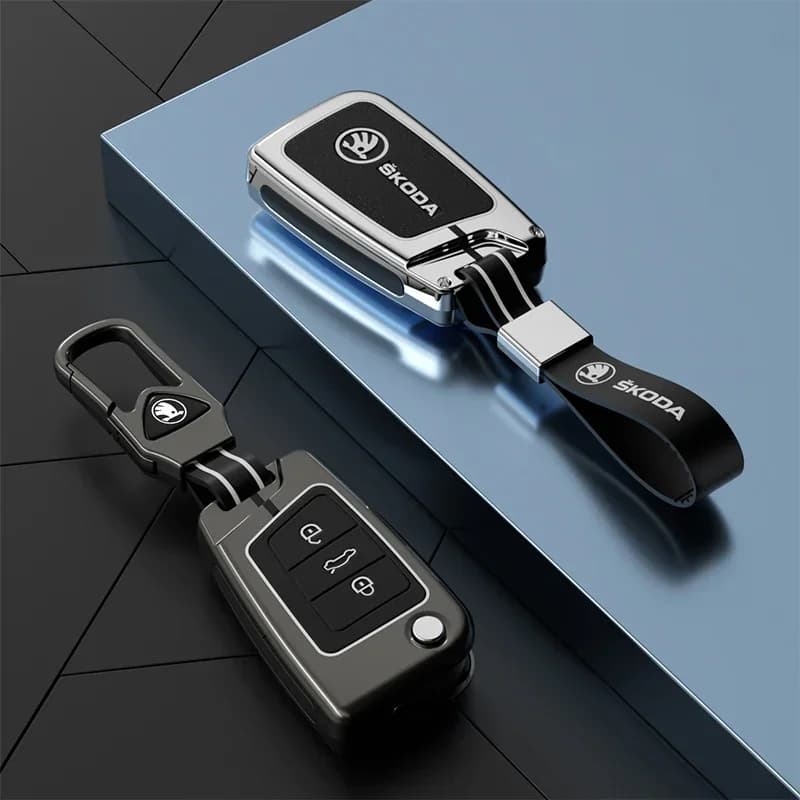 Guscio Protettivo per Chiave Telecomando Auto Skoda Octavia Kodiaq Karoq in Lega di Zinco e Pelle con Portachiavi Accessorio