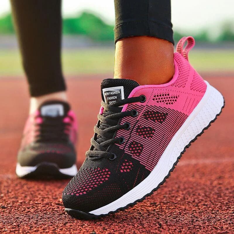2025 Scarpe da donna piatte da donna di nuova moda Scarpe da donna in tessuto a rete Sneaker casual da donna Stringate Tenis Feminino Sneakers per le donne