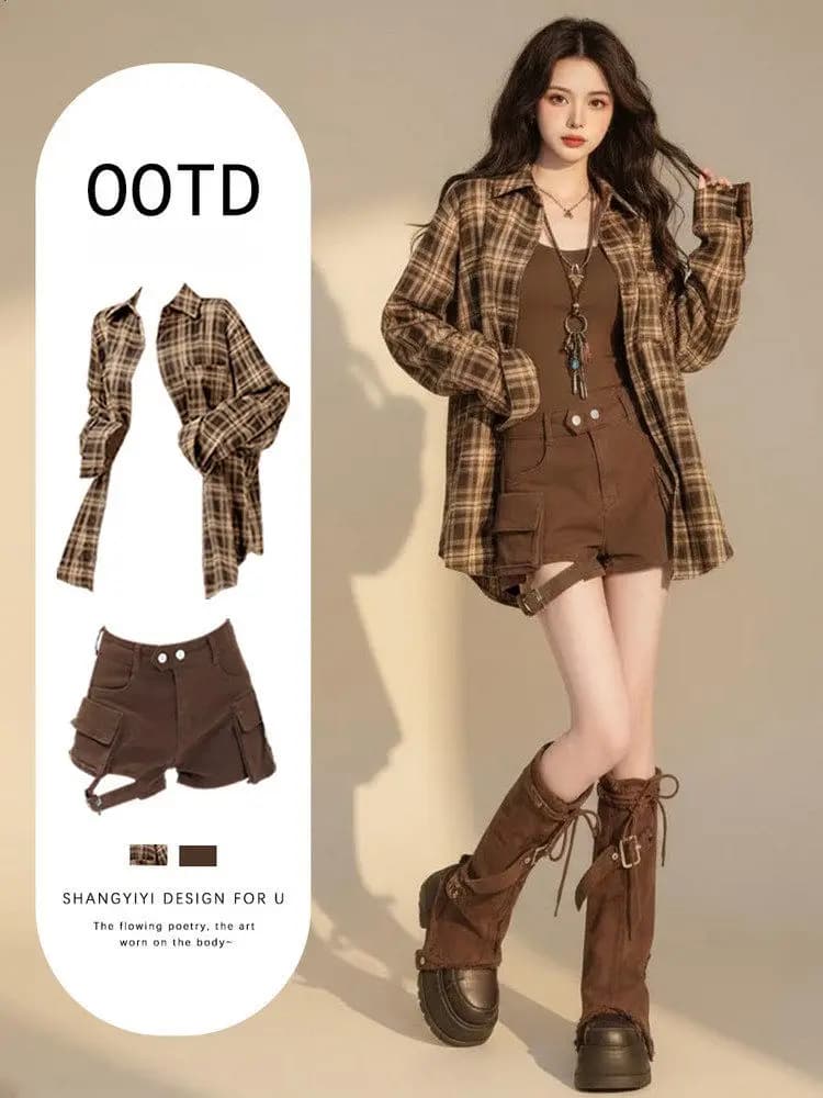 Completo Estivo da Donna: Top a Maglia a Maniche Lunghe e Gonna a Vita Alta in Jeans a Quadri Casual