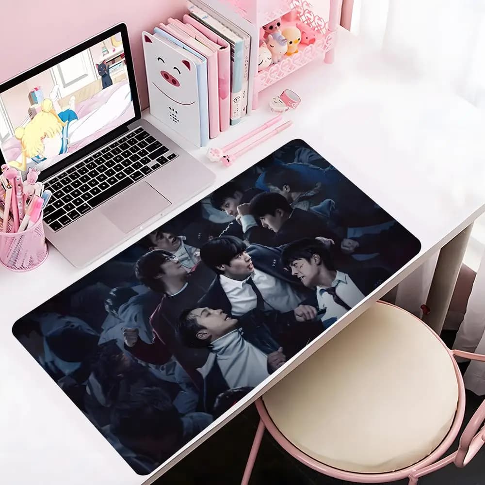 Anime W-weak H-hero Gray Yeon Mouse Pad Mousepad Large Gaming LockEdge Thickened Computer Keyboard Table Desk Mat
