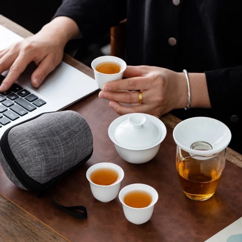 Portable Chinese Kung Fu Tea Set Ceramic Teapot Set Travel Gaiwan Tea Cups of Tea Ceremony Teacup Fine Gift with Travel Bag