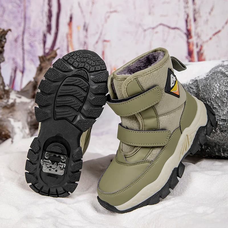 Hot and high winter hot selling children's sports shoes Stable Wear Resistant Snow Running Shoes Fashion Fashion Casual Shoes