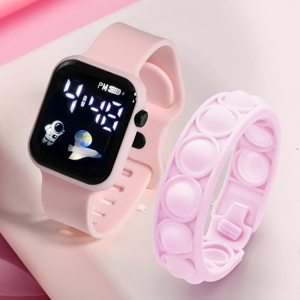 Kids smart watch bracelet 2 pcs gift for electronic watch for outdoor sports for simple and fashionable students for boys and girls