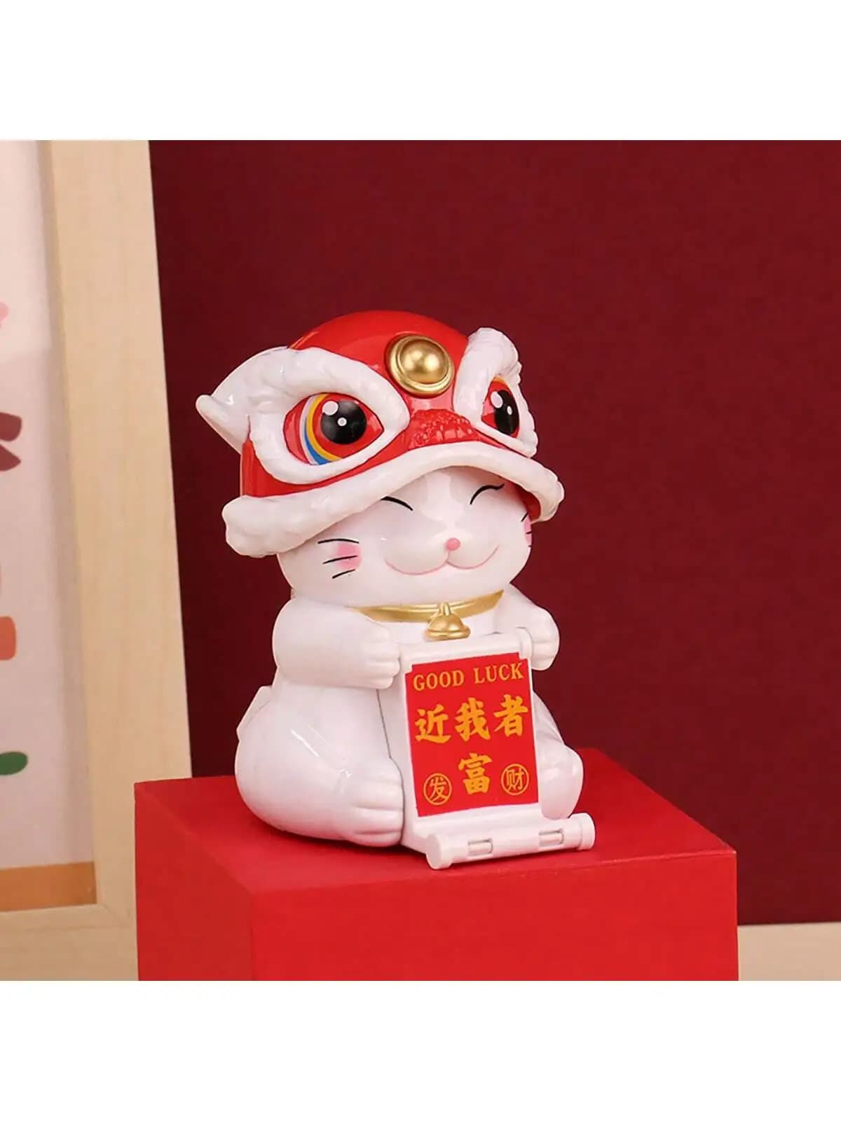 Nuova statuetta di leone portafortuna e gatto della fortuna con testa oscillante automatica ad energia solare, supporto per telefono, ornamento per auto con testa oscillante, cartone animato