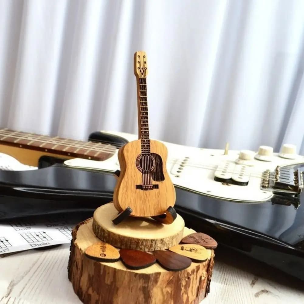 Scatola per plettri da chitarra in legno, dimensioni portatili, accessorio per chitarra, custodia per plettri, design mini, a forma di chitarra