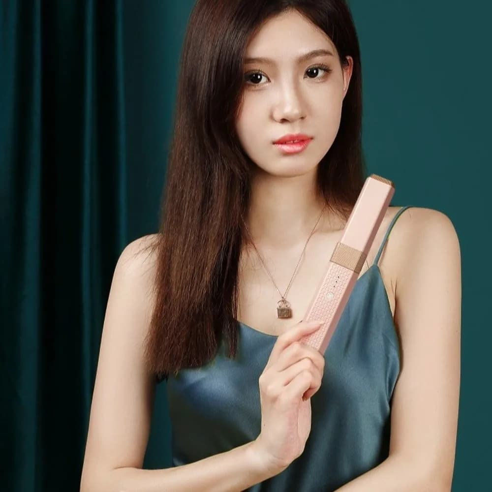 Gifts Wireless Hair Plate Portable Hair Styling Tools for Women's Hair Stylistening Steak to Smooth Hair Stick for Rotating smooth hair