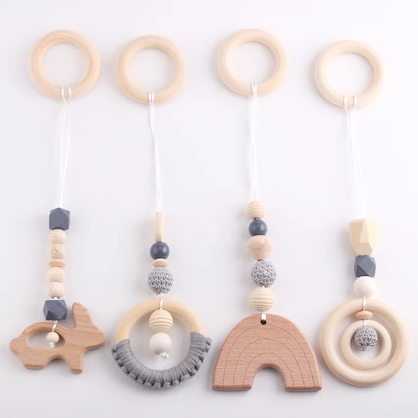 NANA 4 Pz/set Gioco Del Bambino Palestra Perline Legno Massaggiagengive Bambino Gancio Sonaglio Anello di Legno Dentizione Giocattoli Per Neonato Carrozzina Giocattolo