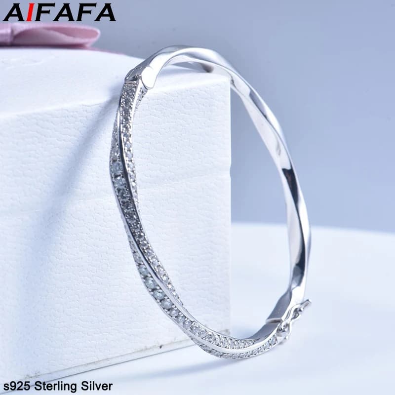 Bracciale in Argento Sterling 925 per Donne, Braccialetto Scintillante, Gioielleria Raffinata, Accessori di Moda
