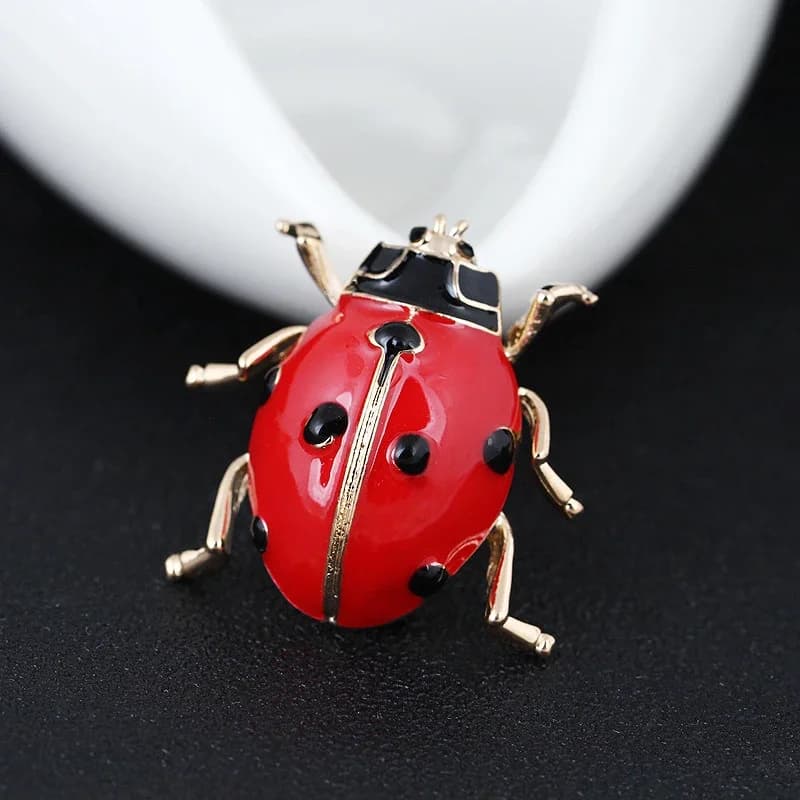 Moda smalto rosso coccinella insetti spille scarabeo spilla sciarpa corpetto regalo gioielli