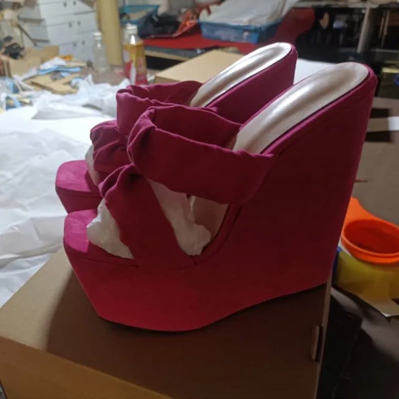 SHOFOO Fashionable women's high-heeled slippers Square slippers Rose red suede slippers About 15cm heel height Wedges platform