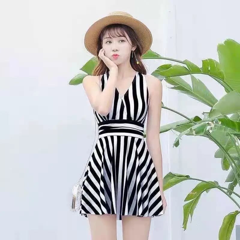 Sexy Women's One-piece Boxer Pants Without Steel Support Sponge Black and White Striped One-piece Swimsuit