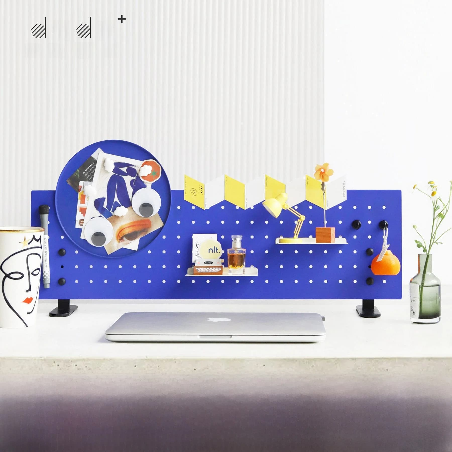 Punch-Free Hole Board Home Modern Metal Simple Countertop Organizer Storage Ra Decoration Klein Blue Iron Material