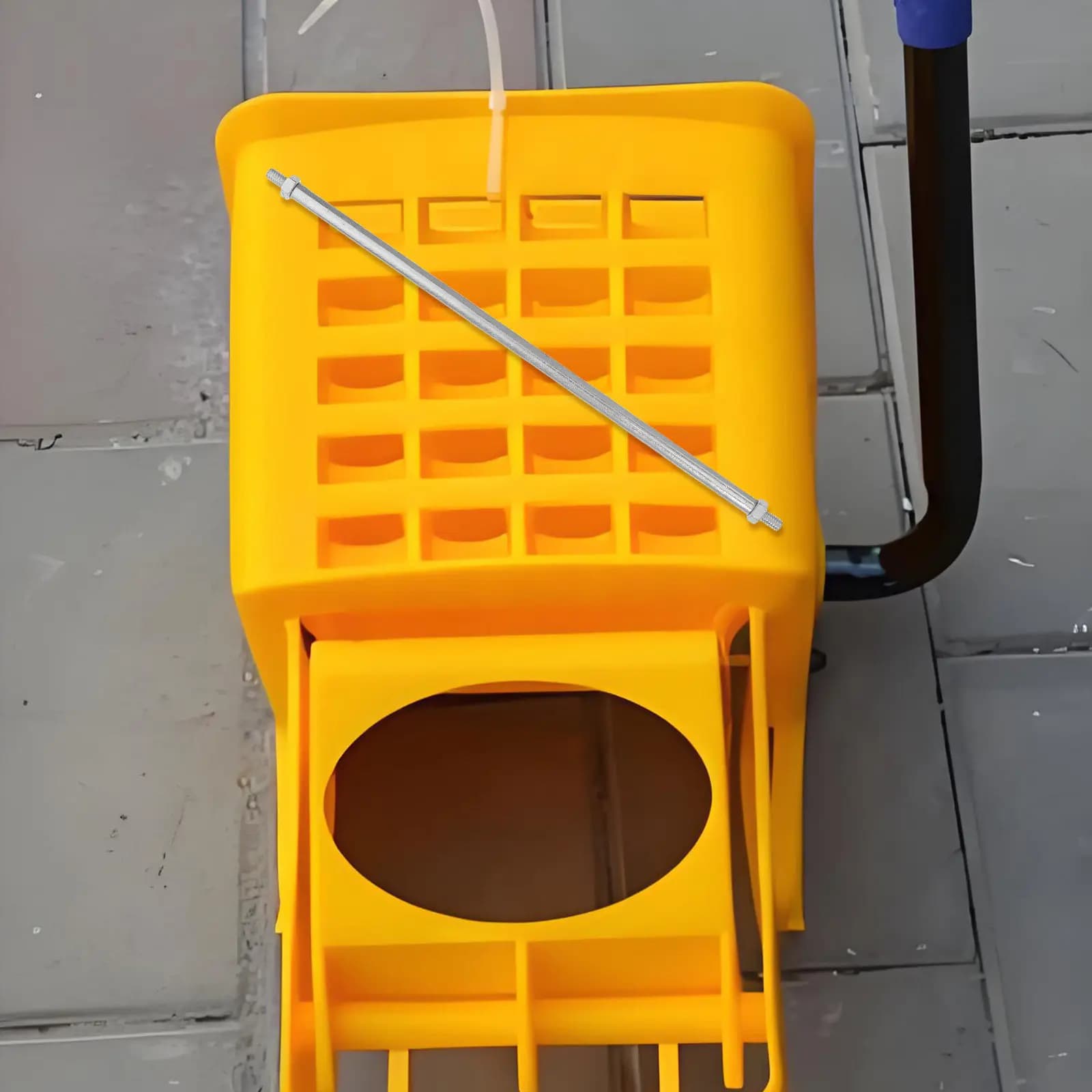 Pressure rod from 24,5 cm for bucket wash side pressure, for buckets hard-wearing commercial floor cleaning