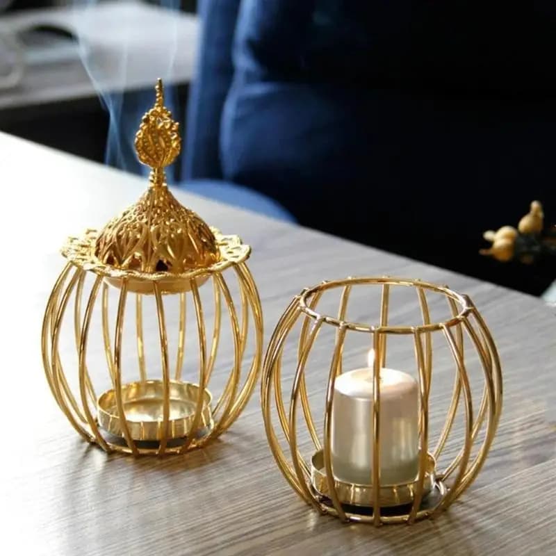 Bruciatore di incenso in oro arabo Candeliere in ferro dorato Modello domestico creativo Oli essenziali Lampada per aromaterapia Decorazione della casa